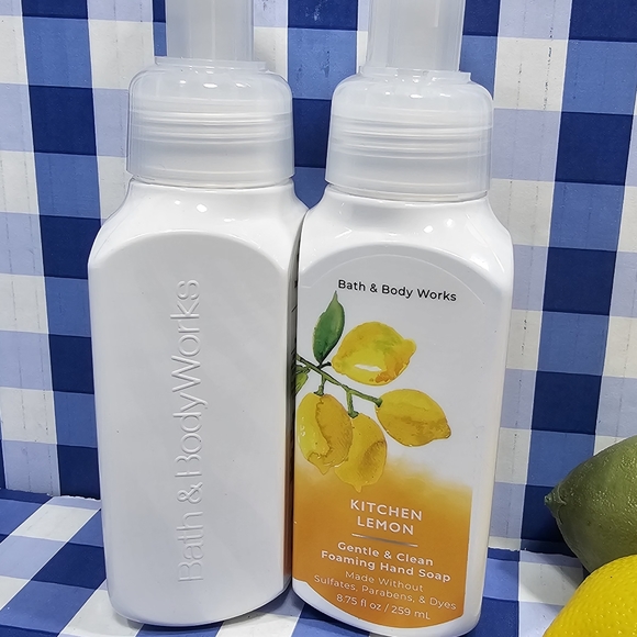 Bath & Body Works KITCHEN LEMON Gentle & Clean Foaming Hand Soap 2 Bottles - Picture 5 of 8